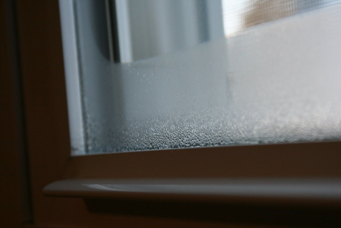 Конденсат на окнах фото 5