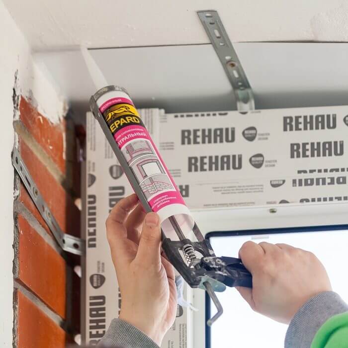 Установка пластиковых окон REHAU фото