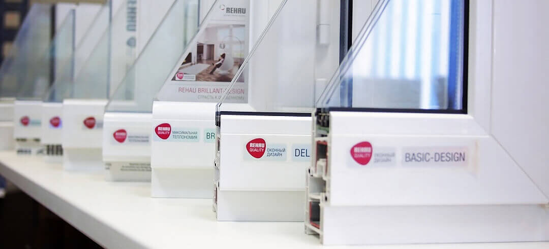 Теплое остекленение балконов REHAU фото