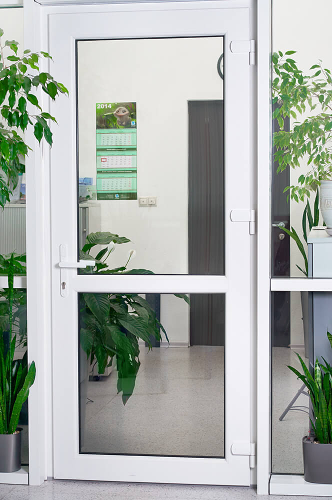 Межофисные двери REHAU фото